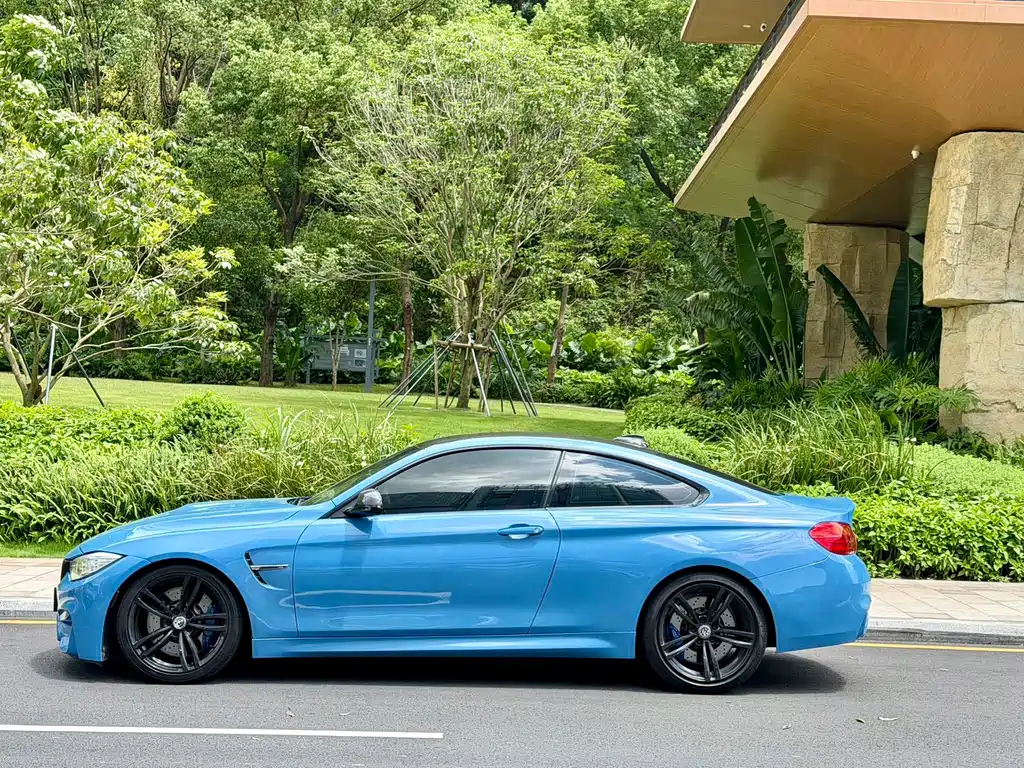 BMW M4 2015 — фото 5