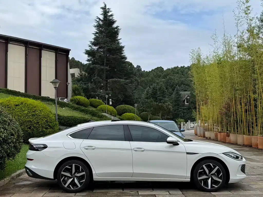 Volkswagen Lamando 2023
