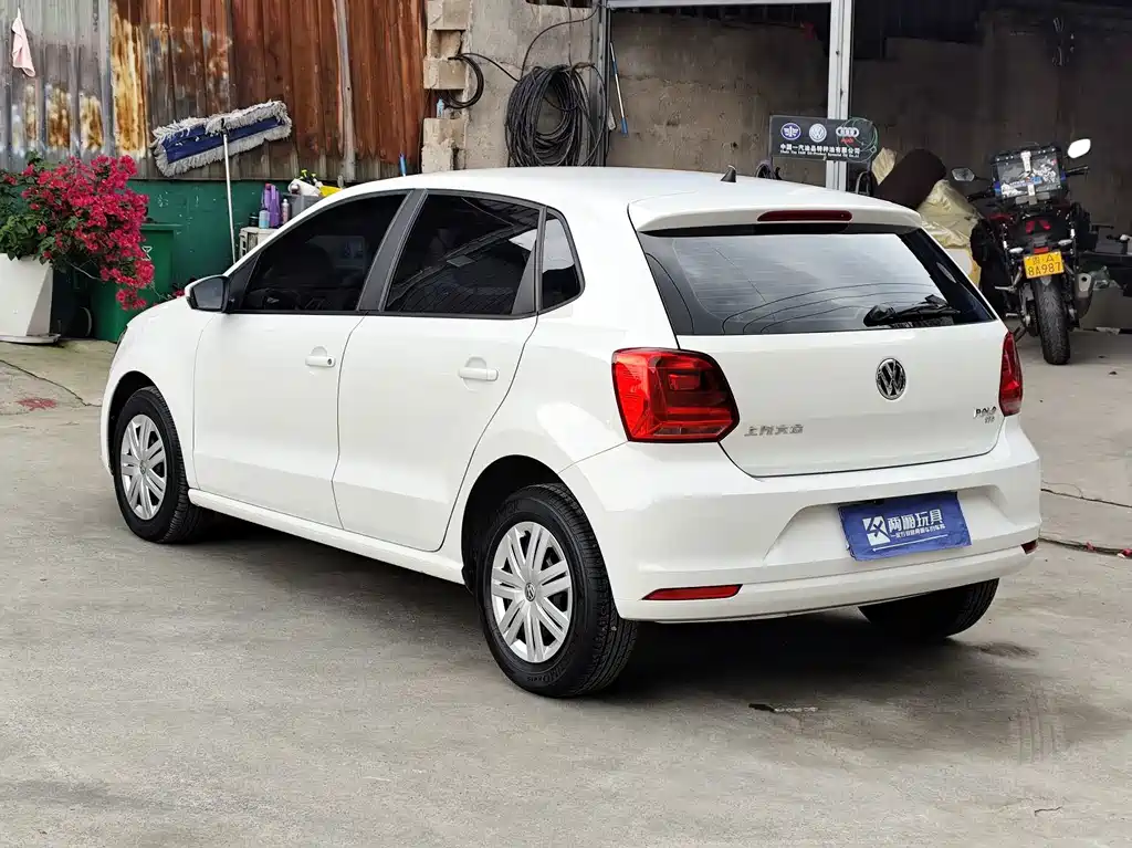 Volkswagen Polo 2018 — фото 16