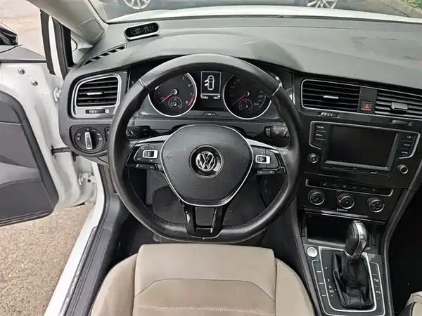 Volkswagen Golf 2017