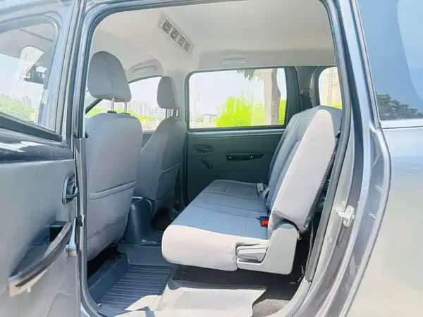 Wuling Hongguang New Energy 2025