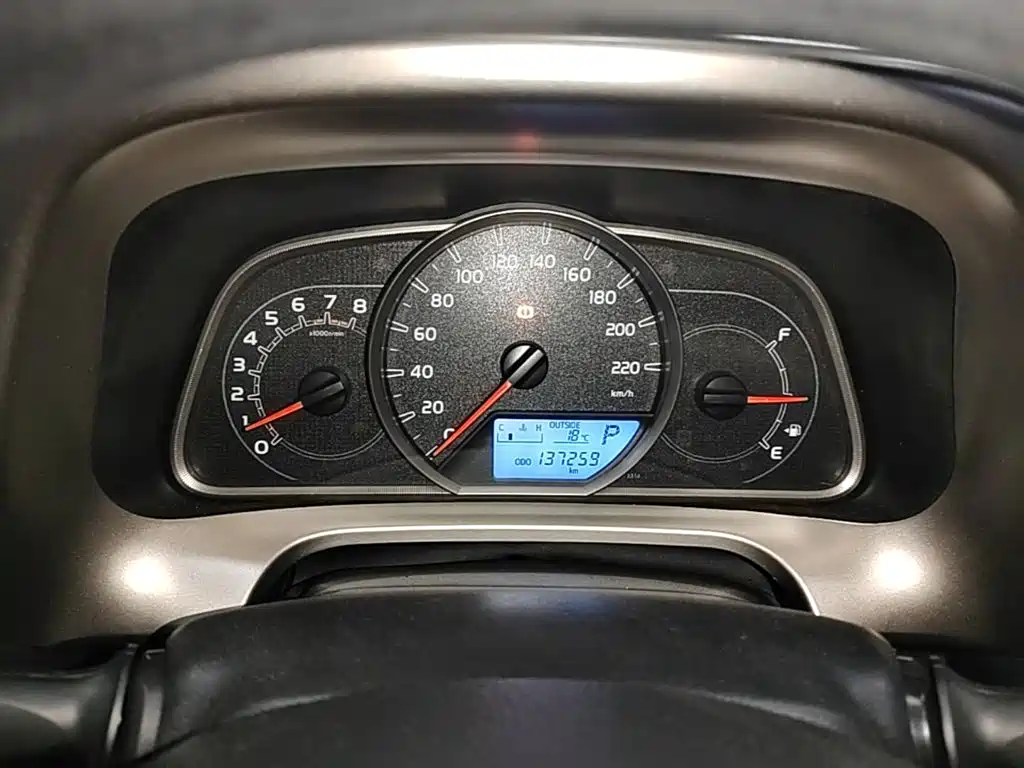 Toyota RAV4 2015 — фото 8