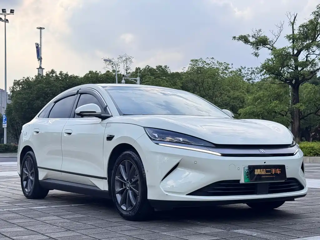 BYD Qin L 2025 — фото 3