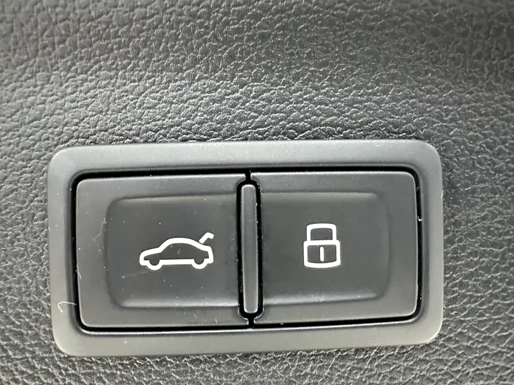 Audi Q3 2022 — фото 20