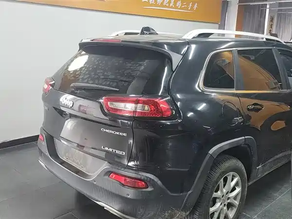 Jeep Cherokee 2017
