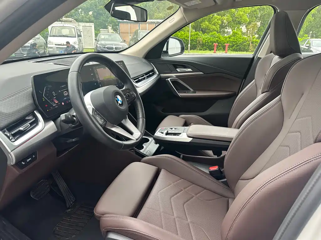 BMW X2 2025 — фото 12