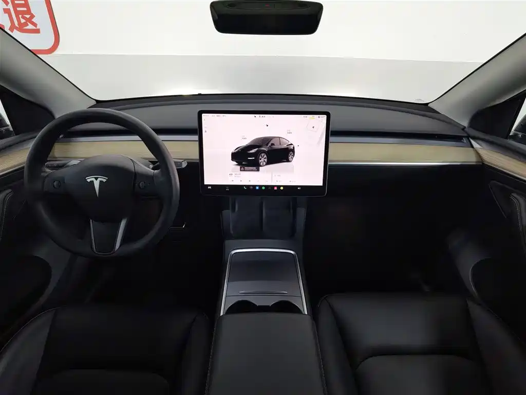 Tesla Model Y 2023 — фото 5
