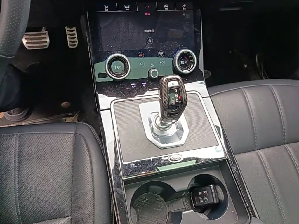 Land Rover Evoque 2020 — фото 14