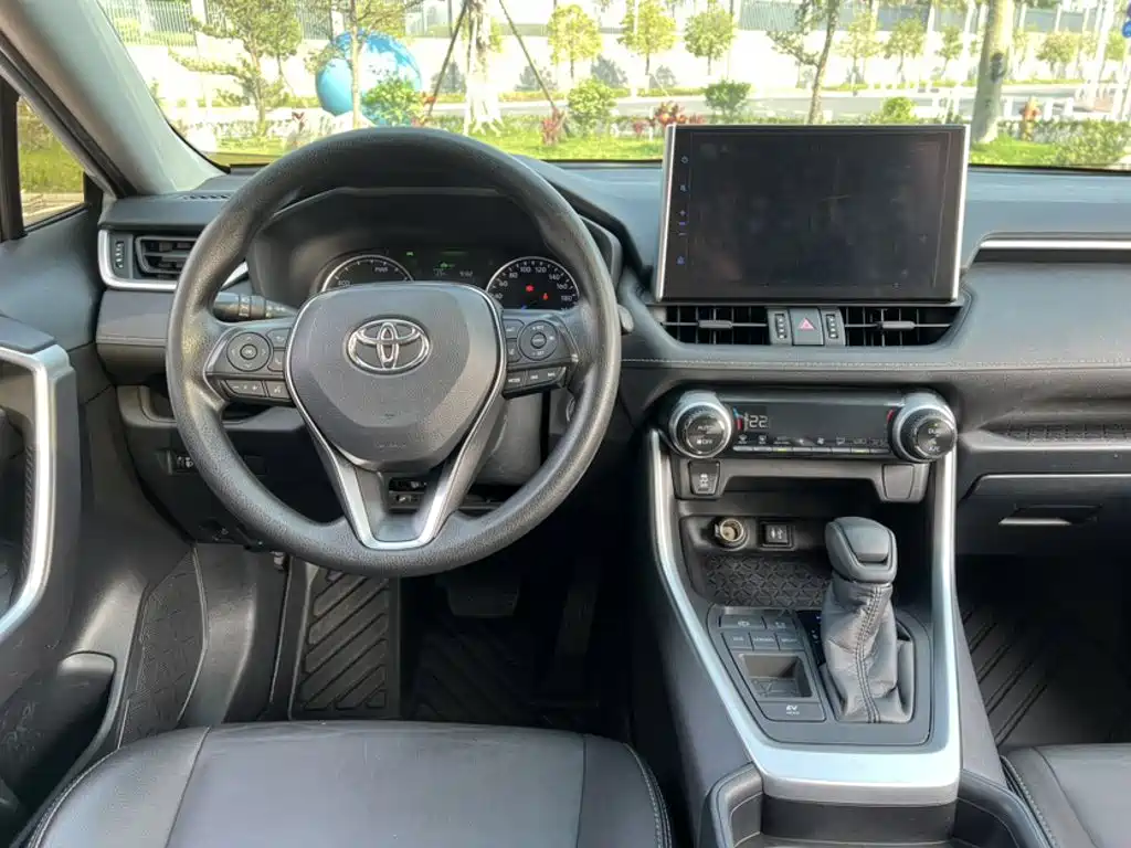 Toyota Wildlander 2020 — фото 18