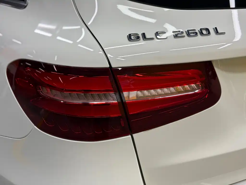 Mercedes-Benz GLC 2019 — фото 28