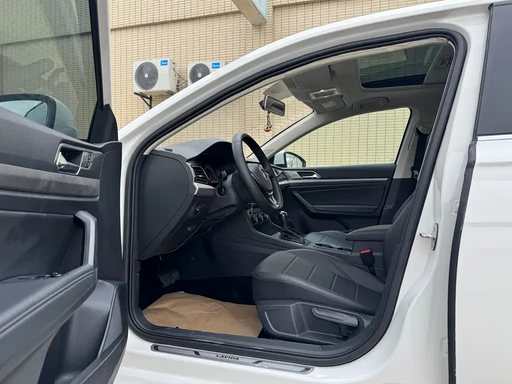 Volkswagen Lavida 2020