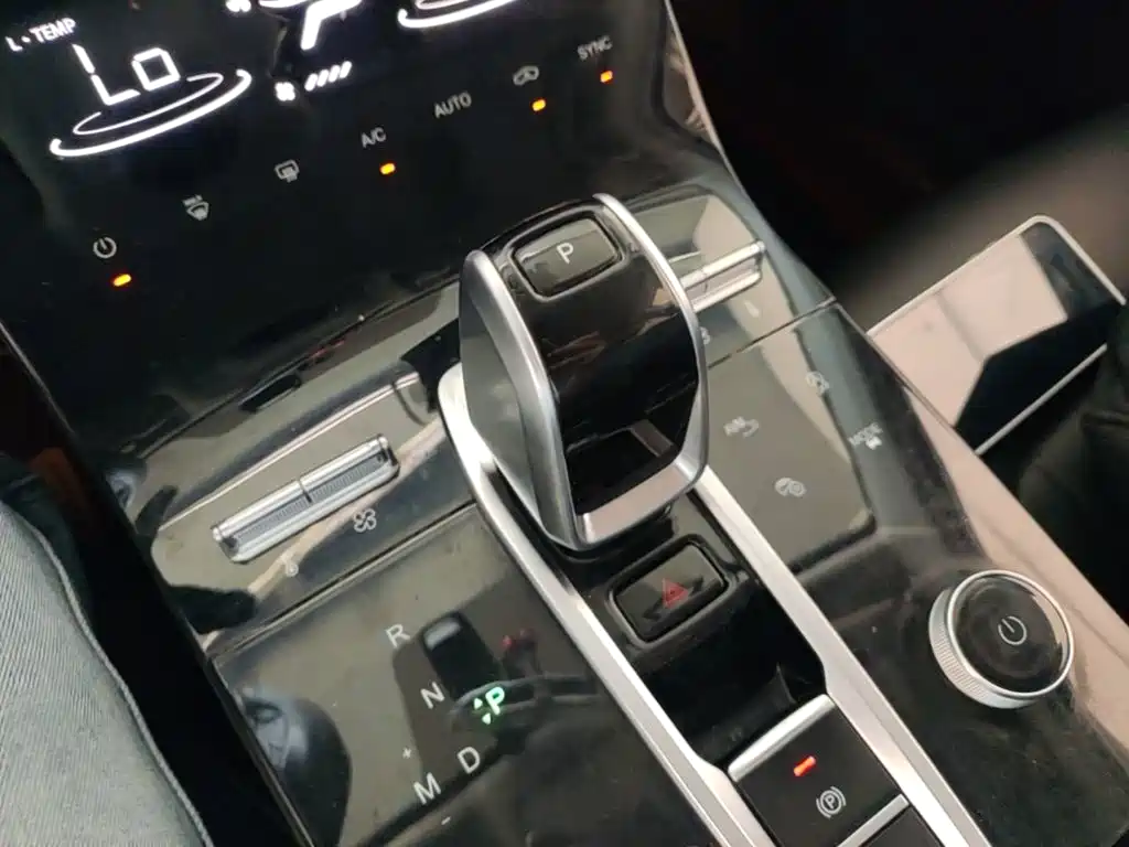 Chery Tiggo 8 PLUS 2021 — фото 14