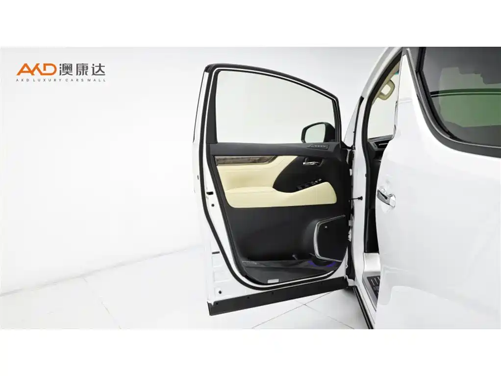 Toyota Vellfire 2023 — фото 11