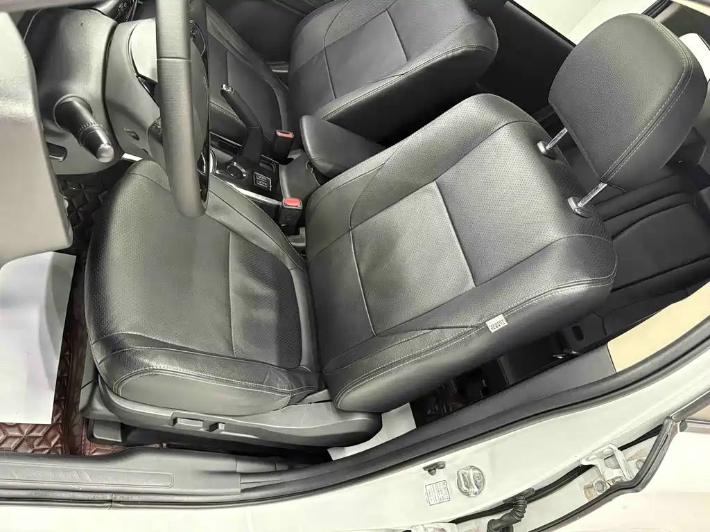 Mitsubishi Outlander 2017 — фото 14