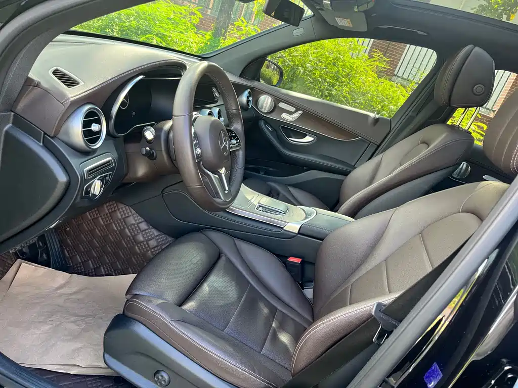 Mercedes-Benz GLC 2021
