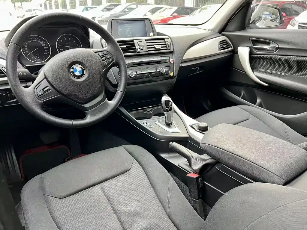 BMW 1 Series 2014 — фото 10