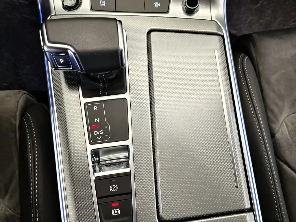 Audi A6L 2021 — фото 19