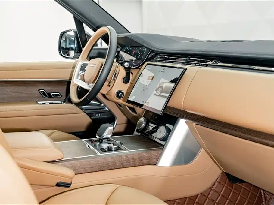Land Rover Range Rover 2023 — фото 20