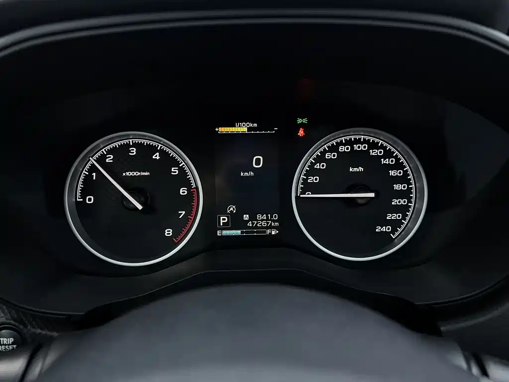 Subaru Forester 2022 — фото 8