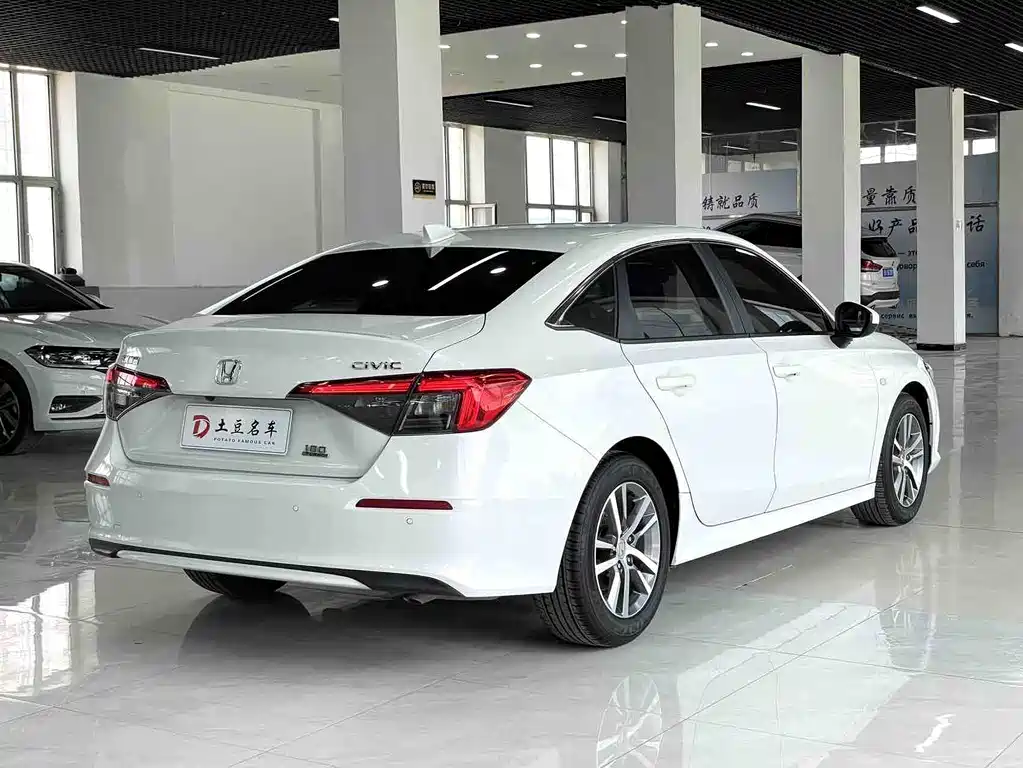 Honda Civic 2021 — фото 6