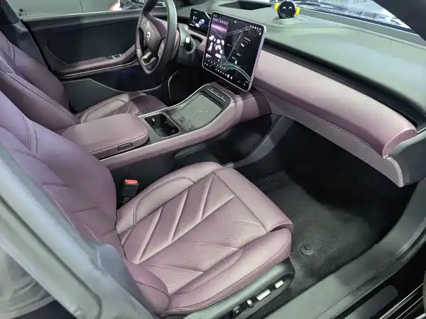 NIO ET5T 2025