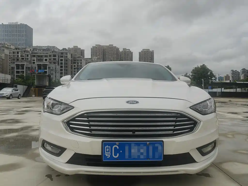 Ford Mondeo 2017 — фото 3