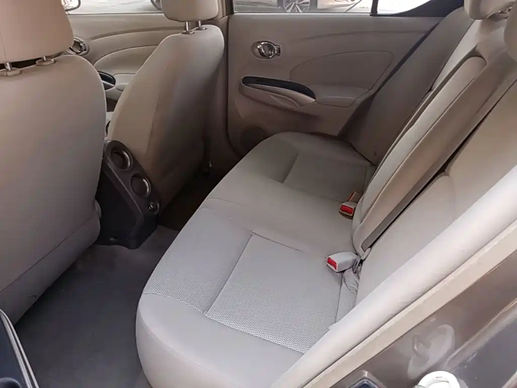 Nissan Sunny 2015 — фото 17