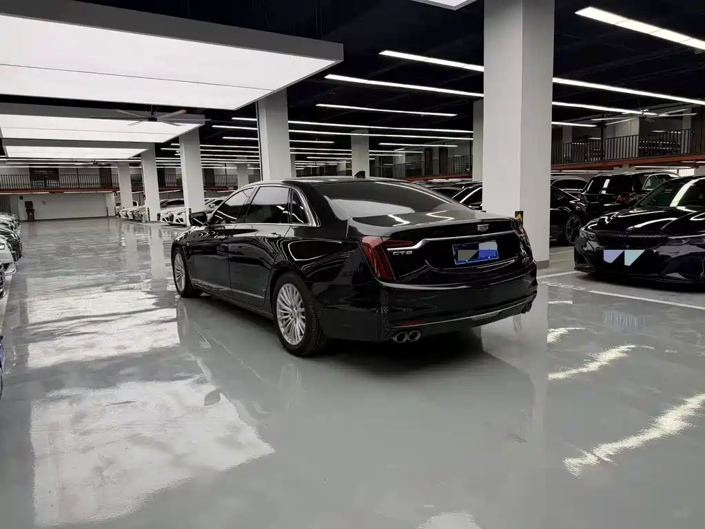 Cadillac CT6 2020 — фото 19