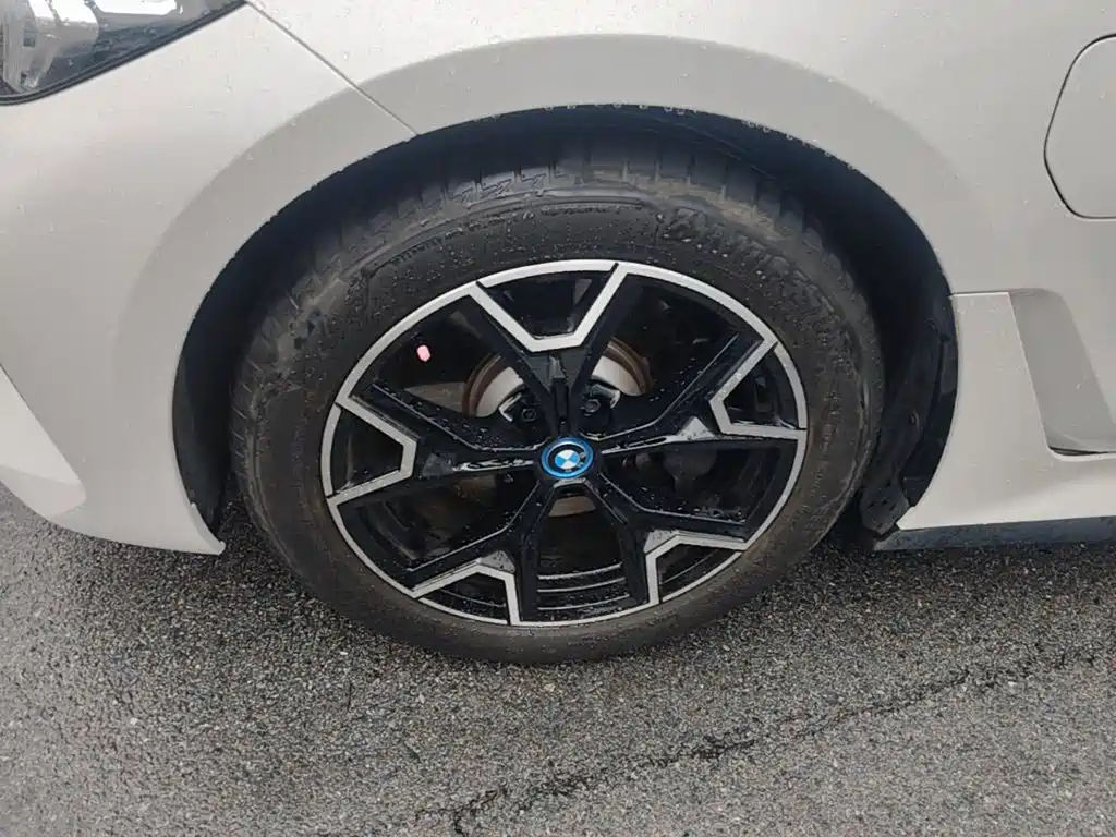 BMW i3 2023 — фото 23