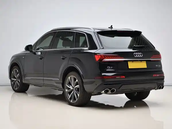 Audi Q7 2023
