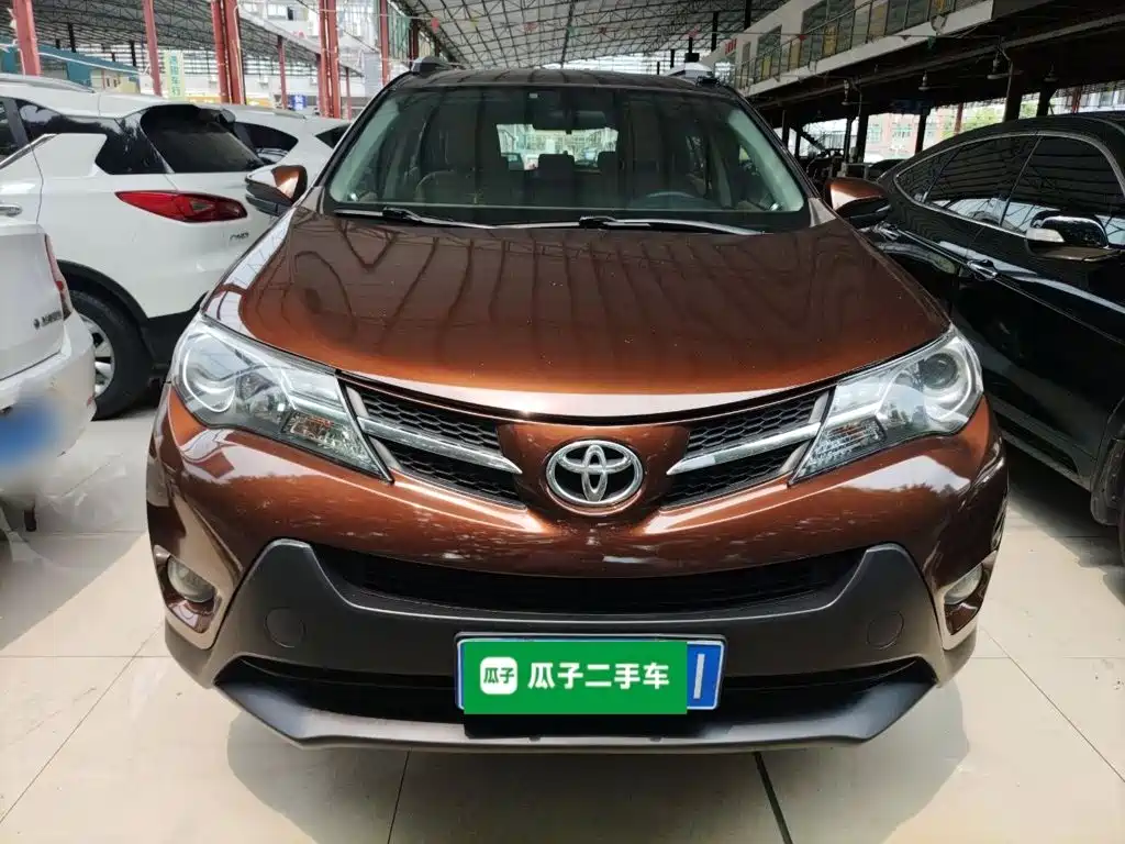 Toyota RAV4 2014