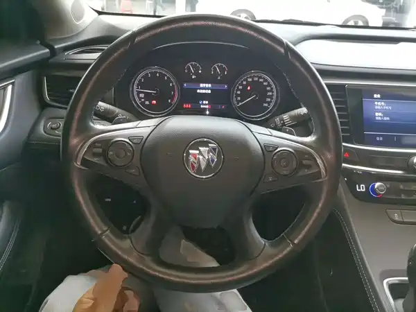 Buick LaCrosse 2022