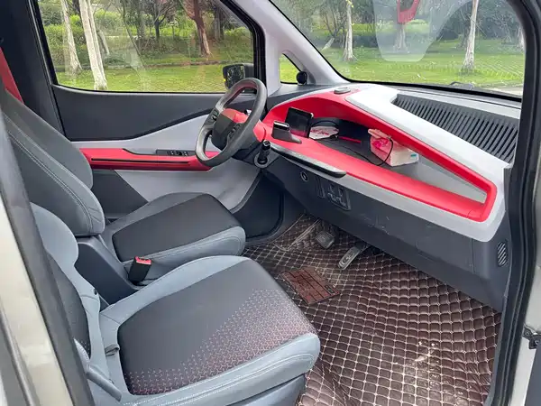 Baojun E200 2019