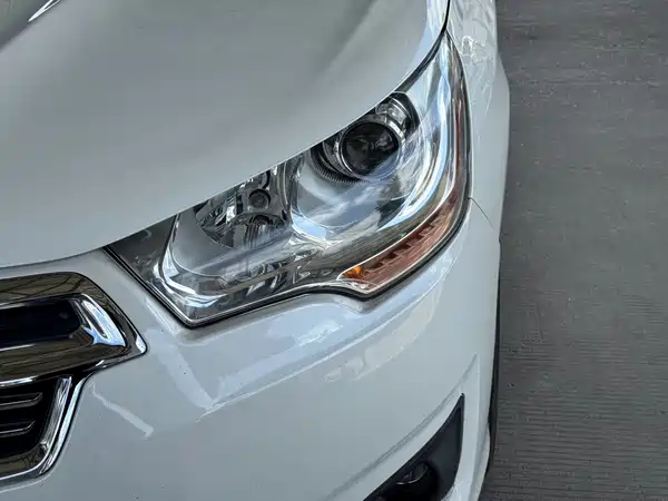 Citroën C4L 2013
