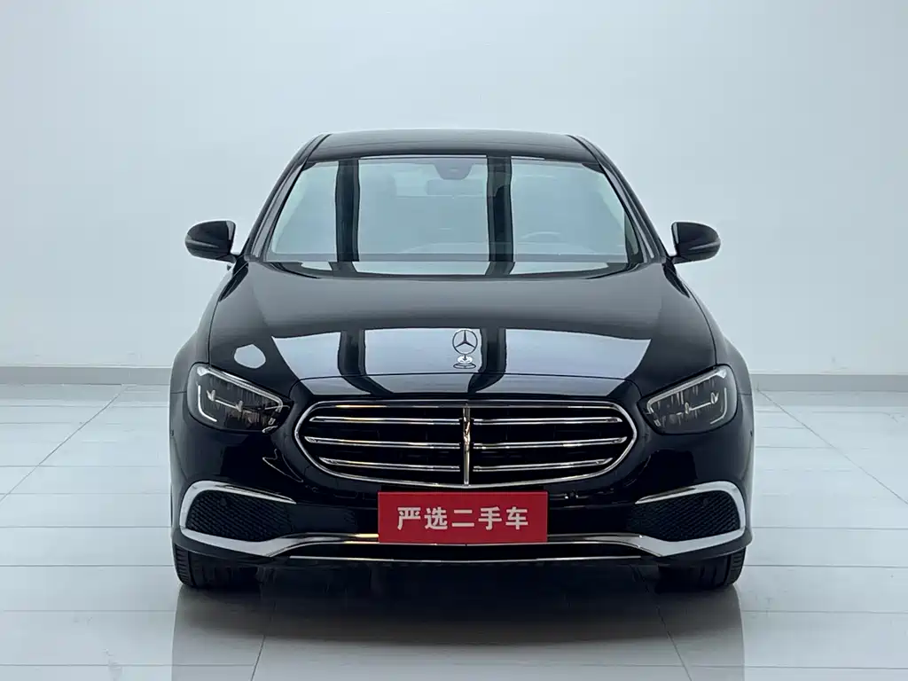 Mercedes-Benz E-Class 2023 — фото 2