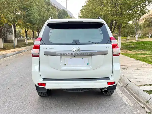 Toyota Prado 2016
