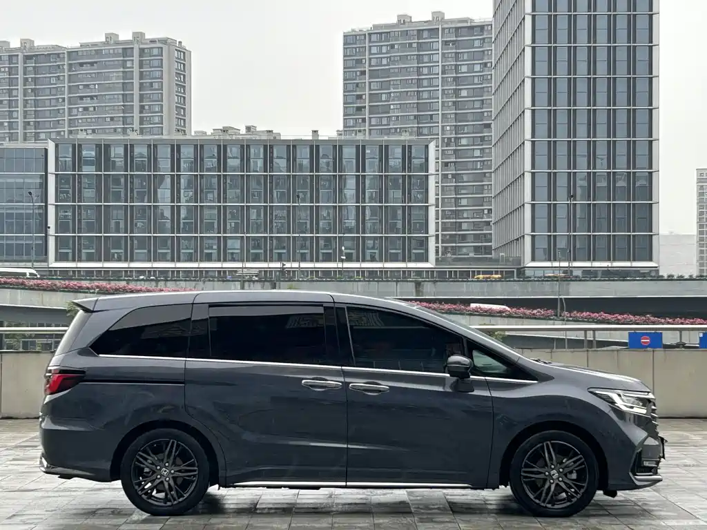 Honda Odyssey 2022 — фото 3