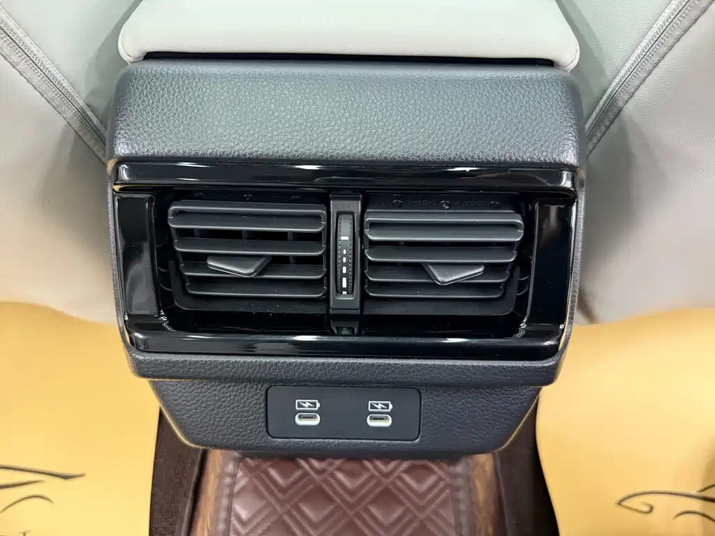 Honda Accord New Energy 2023 — фото 15