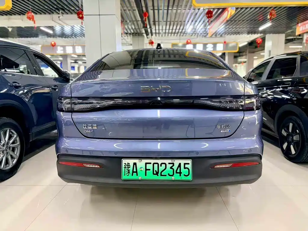 BYD Seal 05 DM-i 2025 — фото 9