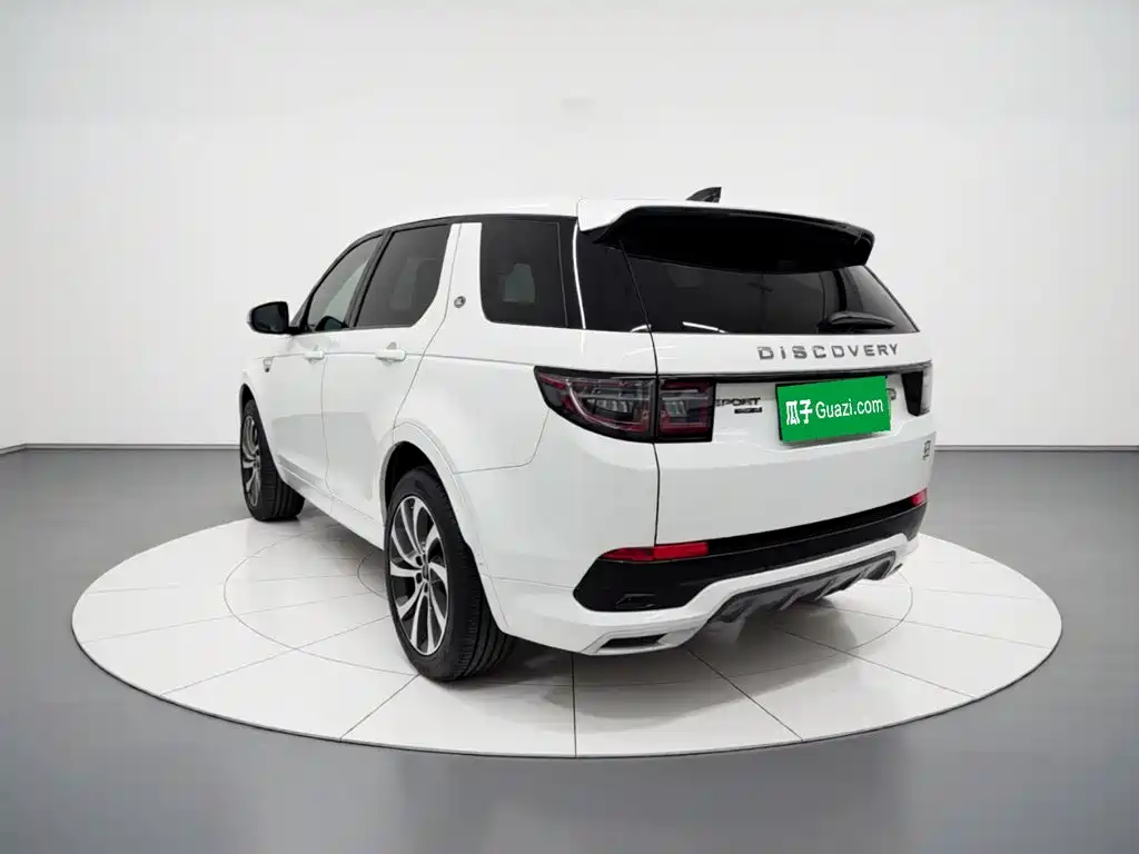 Land Rover Discovery Sport 2021