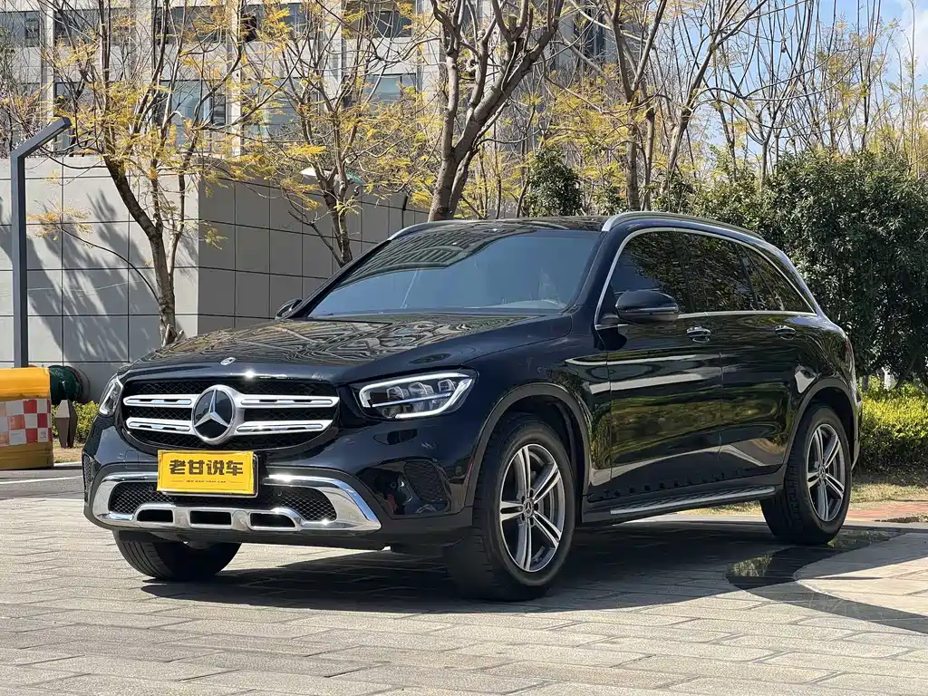Mercedes-Benz GLC 2021 — фото 1