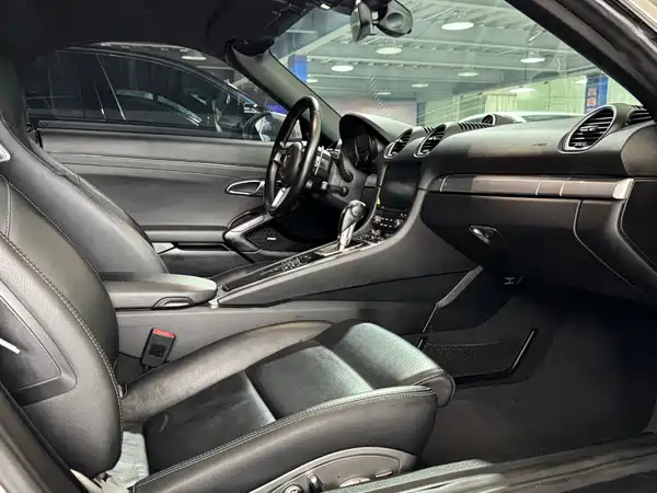 Porsche 718 2018