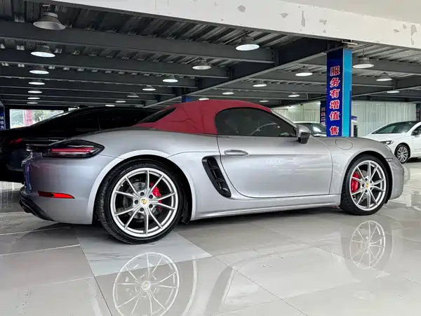 Porsche 718 2018