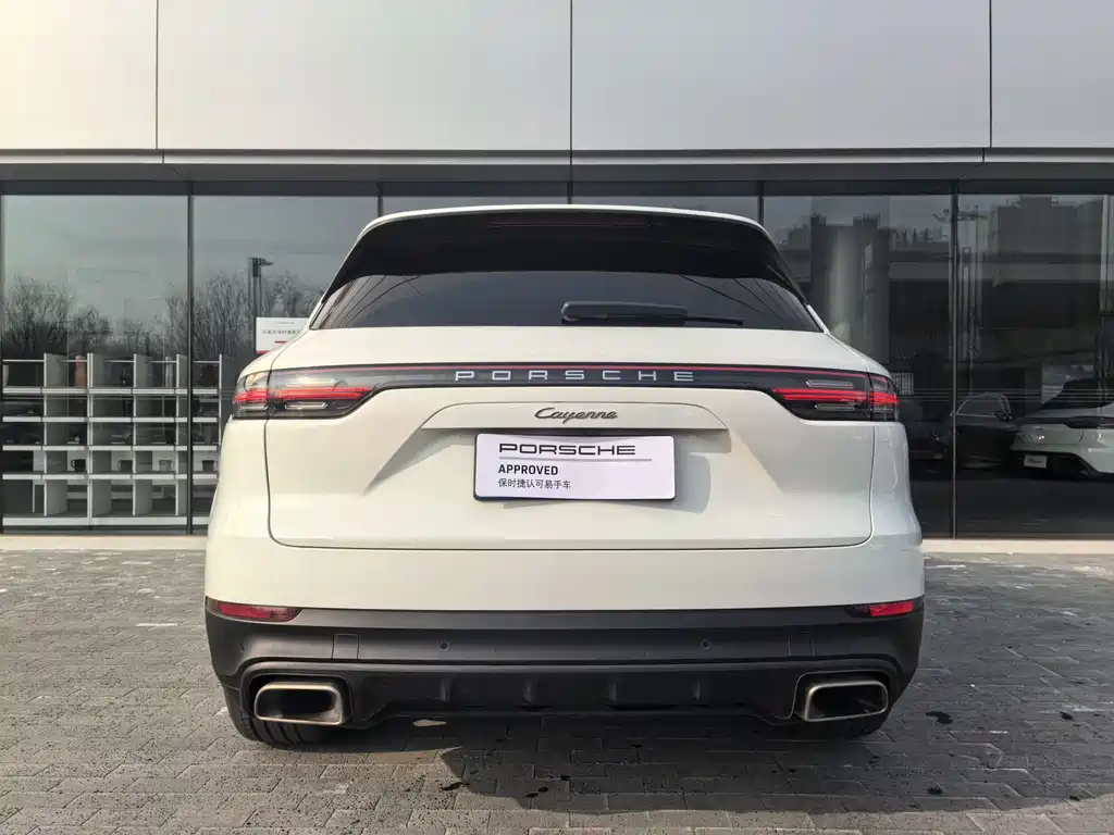 Porsche Cayenne 2018 — фото 17