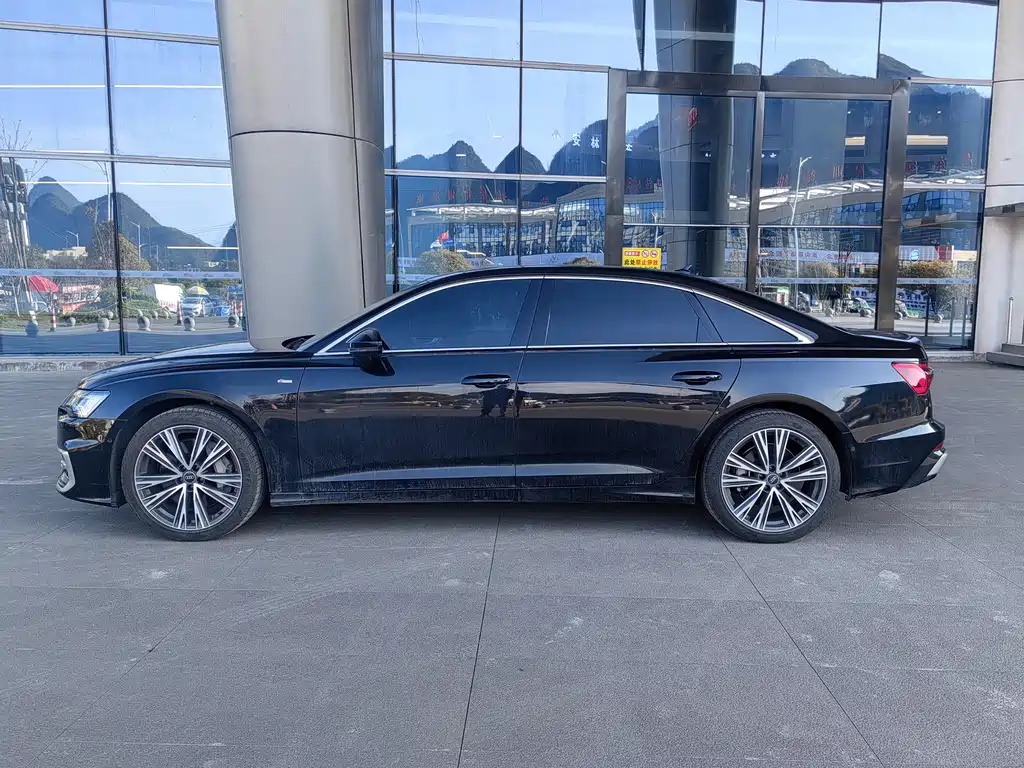 Audi A6L 2023 — фото 4