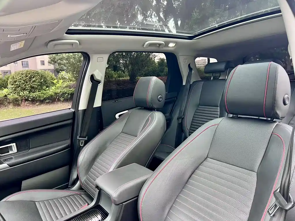 Land Rover Discovery Sport 2018 — фото 13