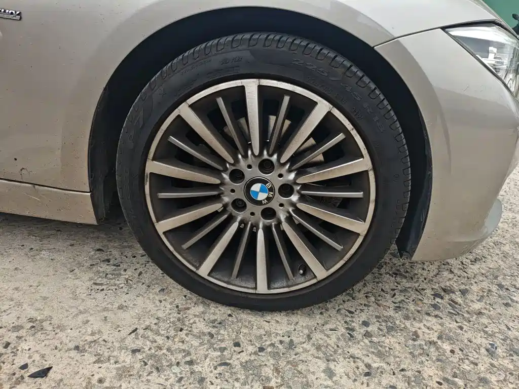 BMW 3 Series 2016 — фото 16