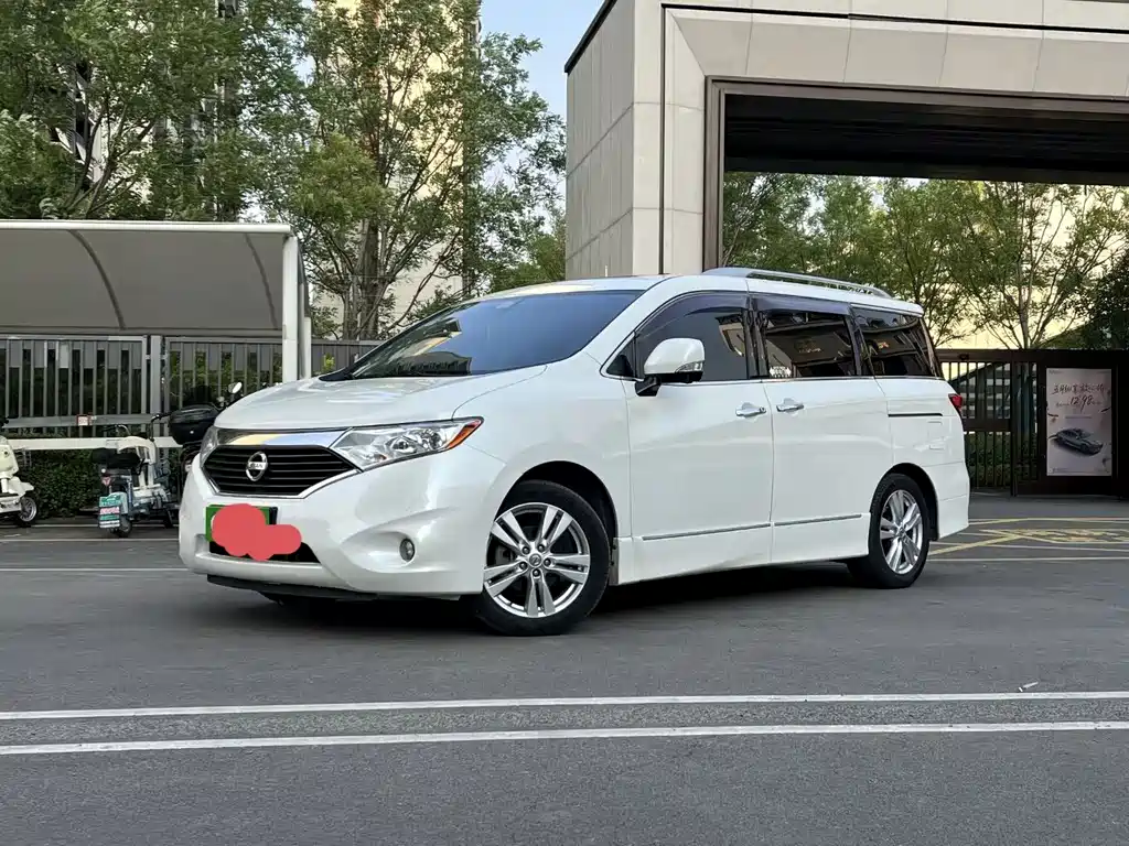 Nissan Quest 2016