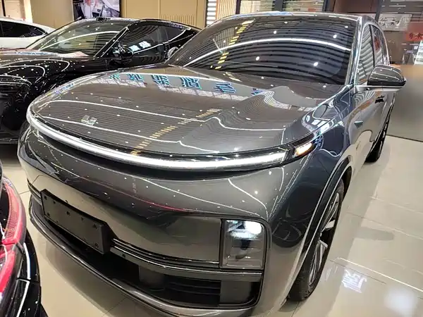 Li Auto L8 2023