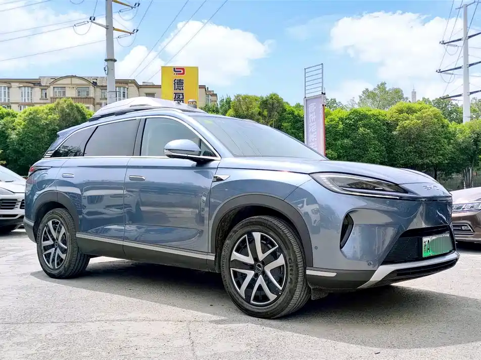 BYD Sealion 07 DM-i 2025 — фото 3